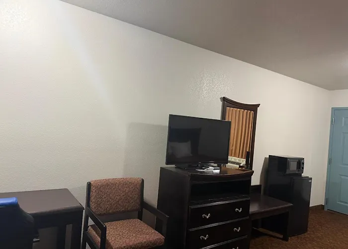 The Magnolia Hotel Searcy