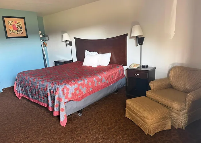 The Magnolia Hotel Searcy