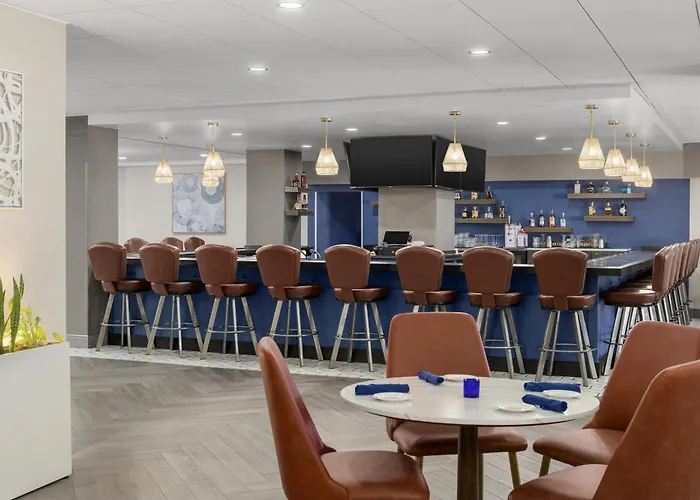 Doubletree By Hilton Salisbury