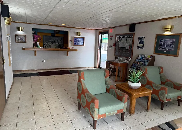 Iron Mountain Inn & Suites Mi Us 2