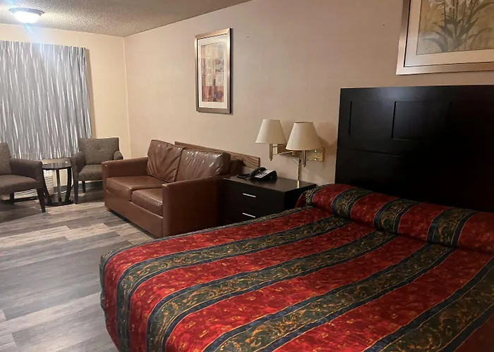 Western Inn Lakewood