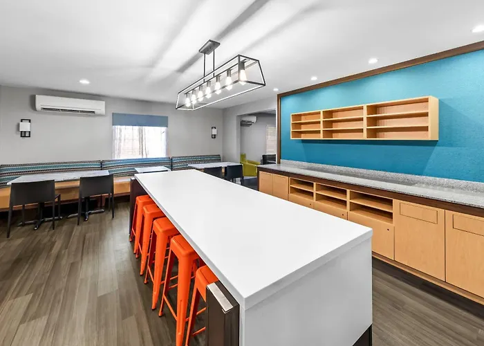 Mainstay Suites Cincinnati Blue Ash