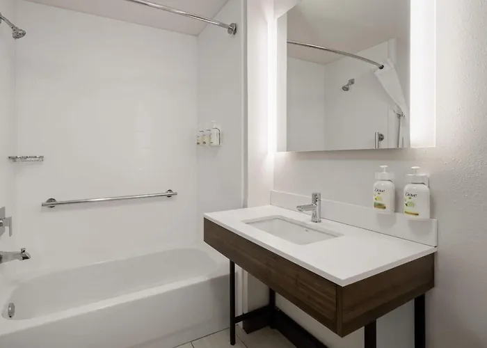La Quinta By Wyndham Savannah Airport - Pooler