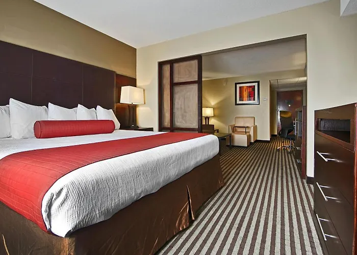 Comfort Inn & Suites Copley Akron