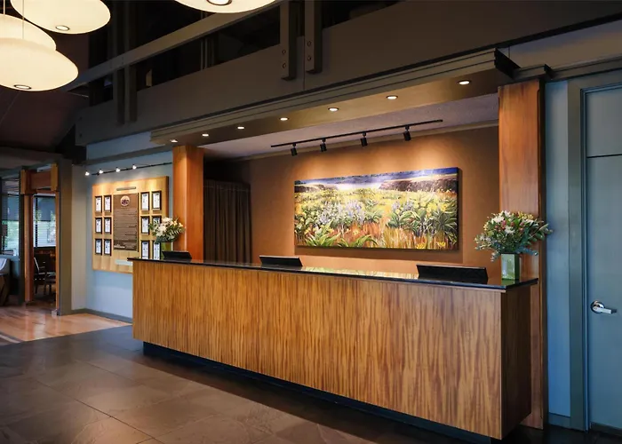 Best Western Plus Hood River Inn