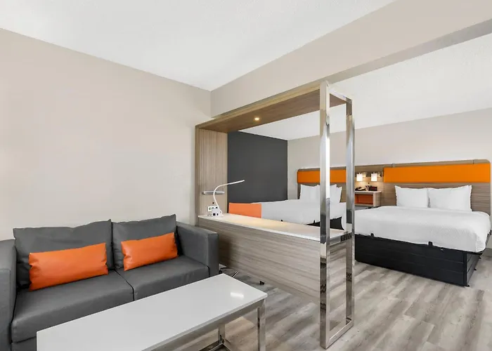 Quality Inn & Suites Ottumwa North