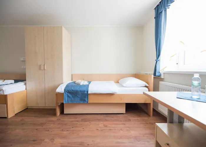 S Hotel - Simple City Centre Stay