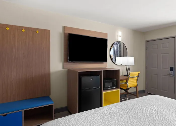Days Inn By Wyndham Safford, Az