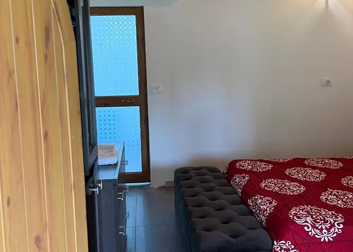 Windmill Shkodra Gesthouse Camping & Grill
