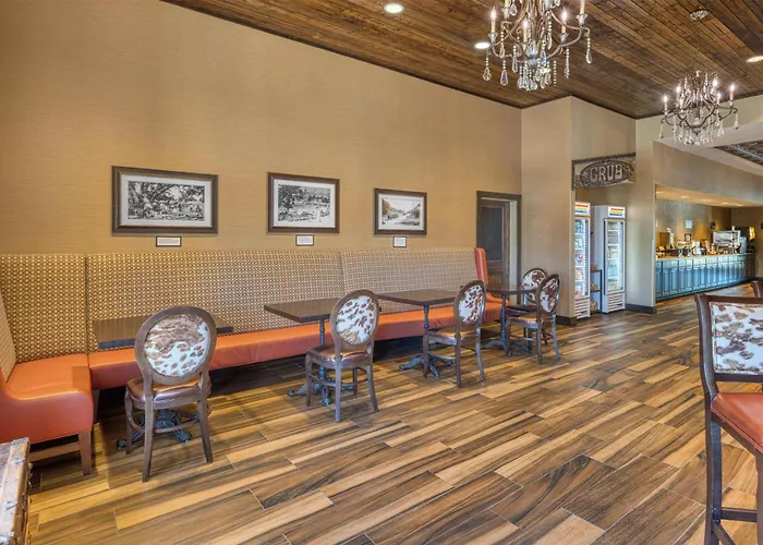 Best Western Bandera Suites & Saloon
