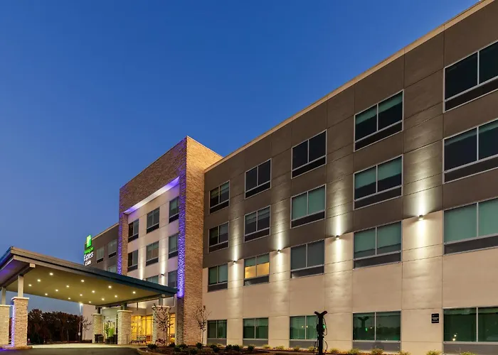 Holiday Inn Express & Suites Senatobia I-55 By Ihg