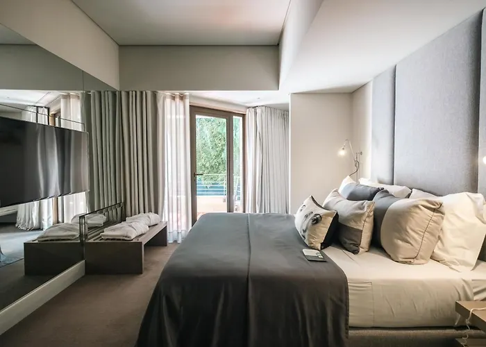 Cidnay - Hotel & Executive Center