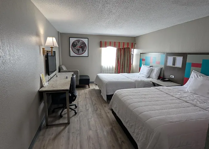 Ramada By Wyndham East Orange