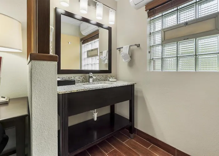 Best Western Braddock Inn