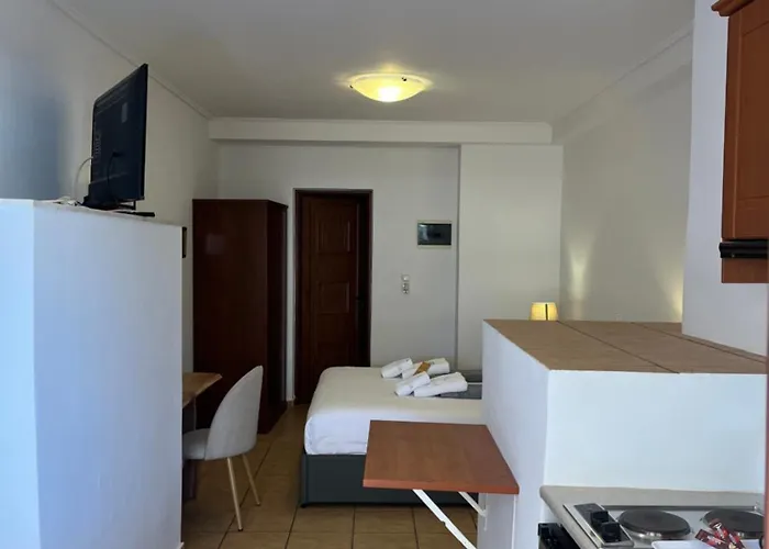 Kekrifalia Hotel
