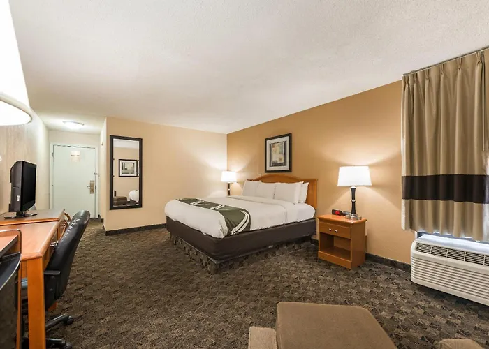 Quality Inn & Suites Portage Central