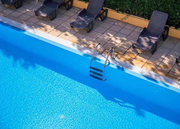 Hotel Cala Dei Pini