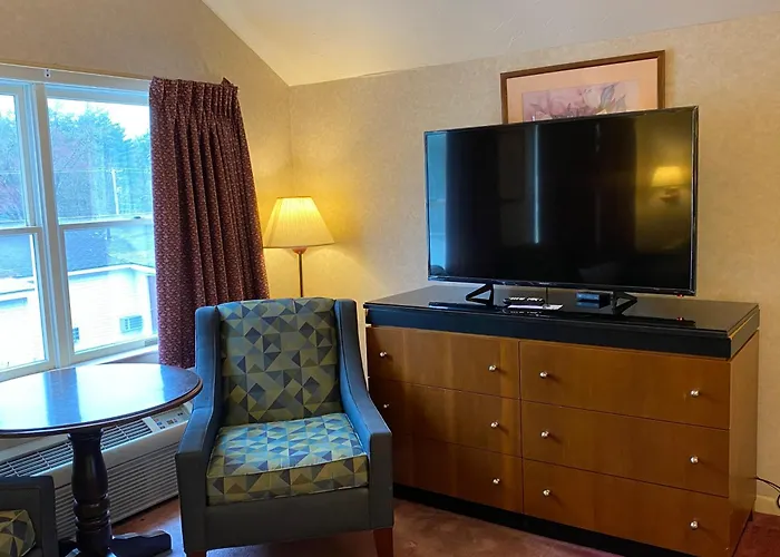 Economy Lodge 682 Main St Sturbridge