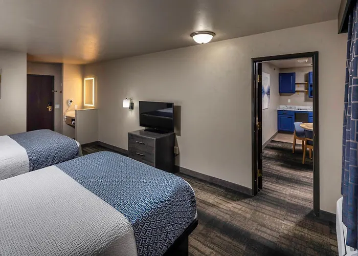Hotel J Green Bay