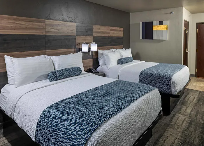 Hotel J Green Bay