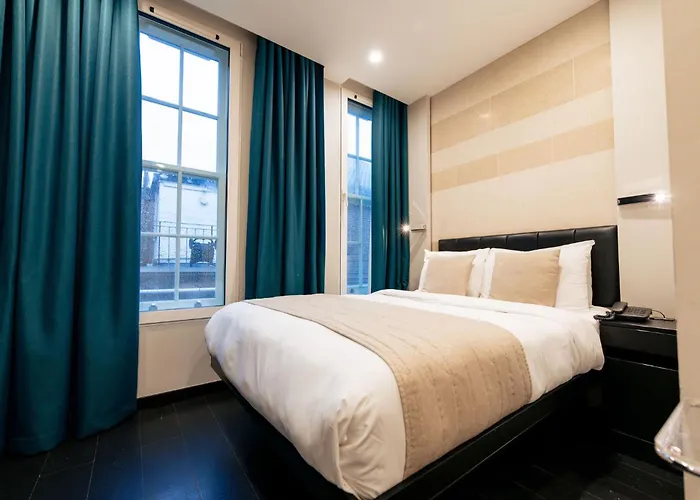 NOX Golders Green Londen