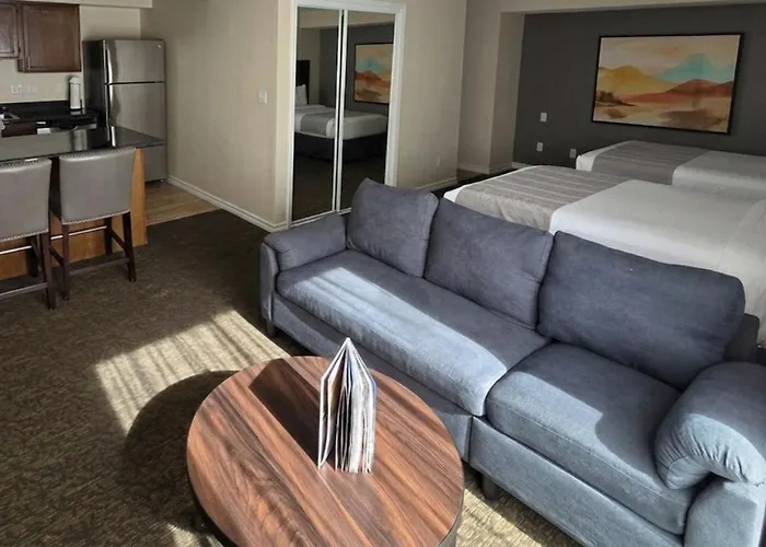 Chase Suite El Paso