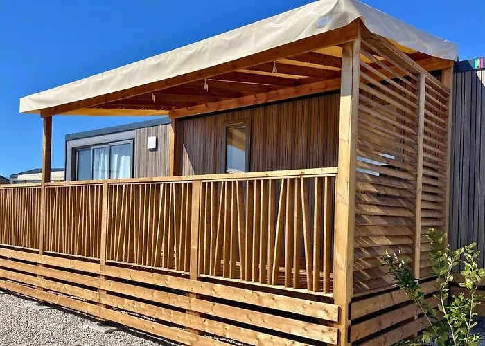 Camping Les Tamaris ***