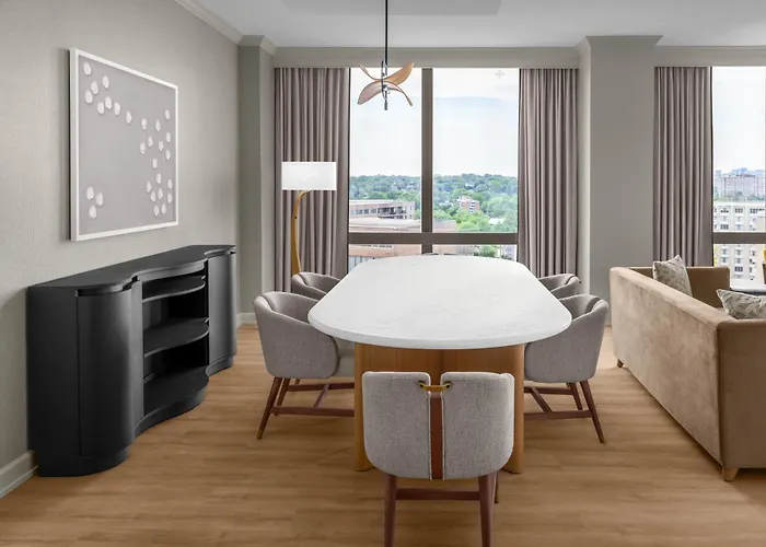 The Westin Crystal City Reagan National Airport