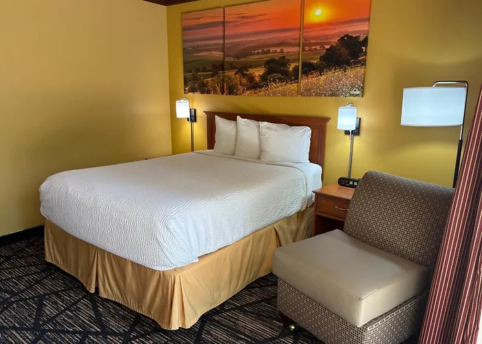 Days Inn By Wyndham Niles