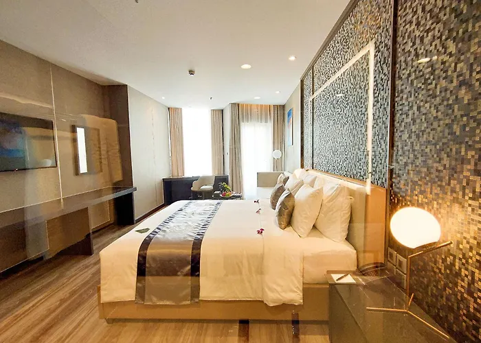Diamond Stars Ben Tre Hotel