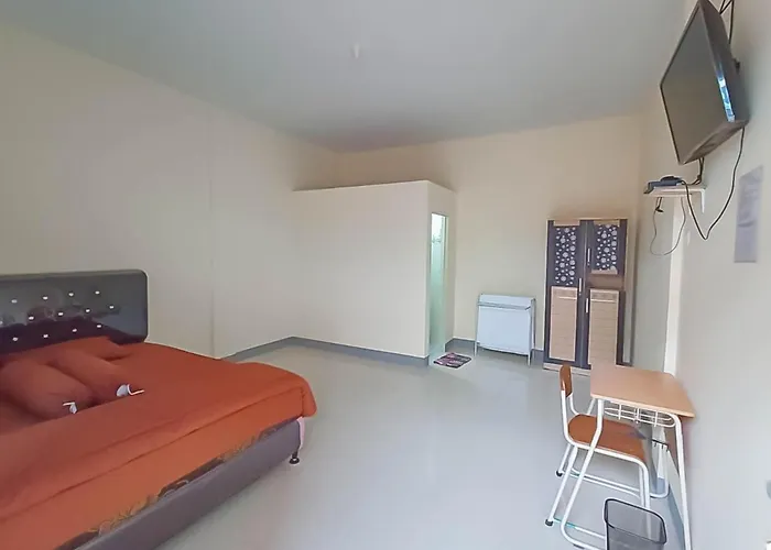 Verisha Inn Singkawang Redpartner