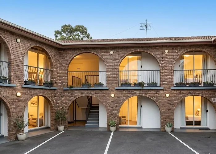 Bay House Motel