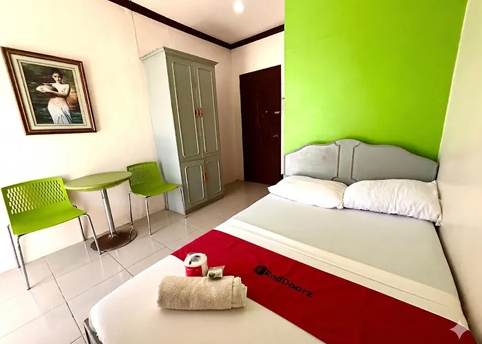 Reddoorz @ Greenview Hotel And Restobar Masbate