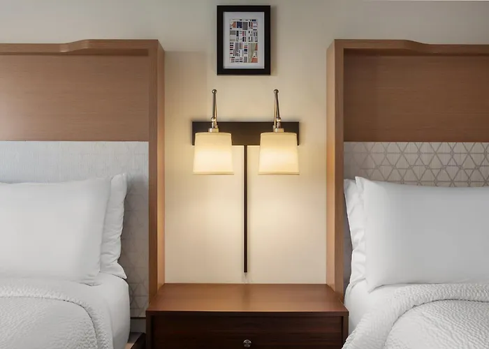 Holiday Inn & Suites Detroit - Troy By Ihg