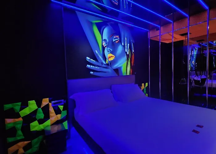 C Rooms - Suite A Tema Con Vasca - Motel Monza