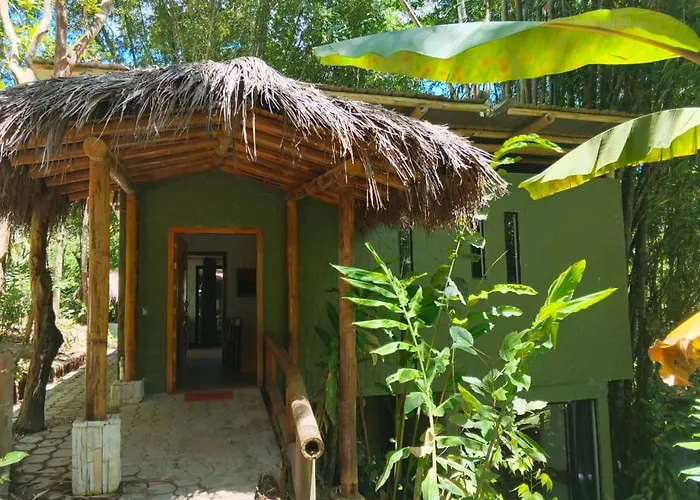 Cantalarana Lodge