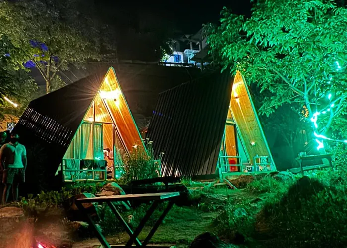 Sunshine Cafe & Cottage Riverside
