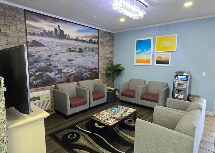 Travelodge By Wyndham Livonia Canton Novi Detroit Area