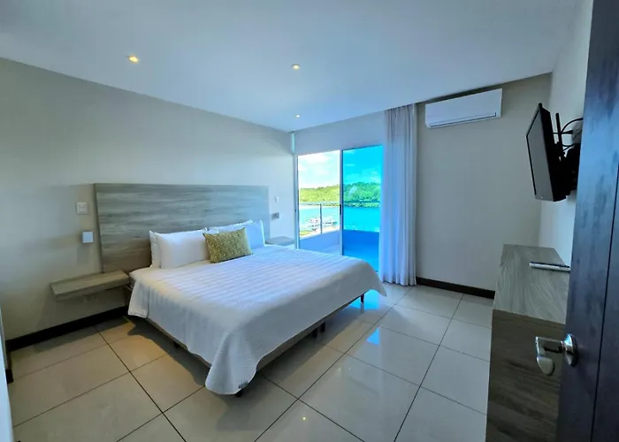 Puerto Azul Hotel