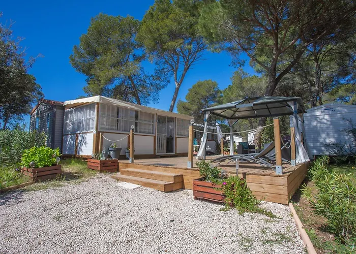 Joli Mobil Home Puget Sur Argens