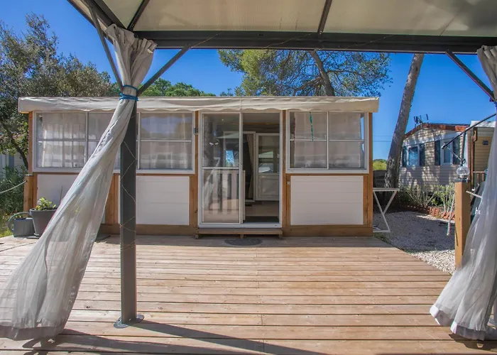 Joli Mobil Home Puget Sur Argens