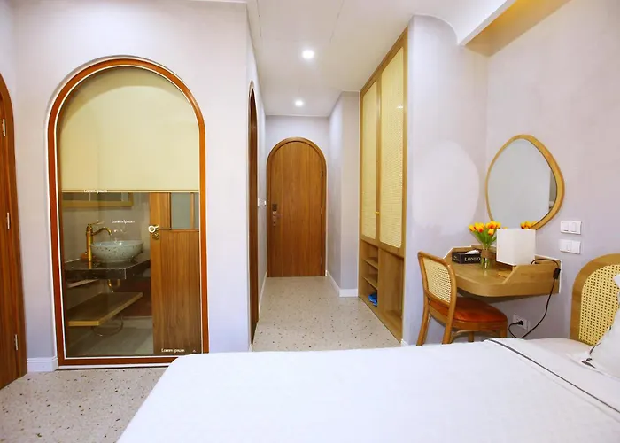 Rova Hotel