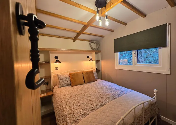 Wildwood Quarry Retreat