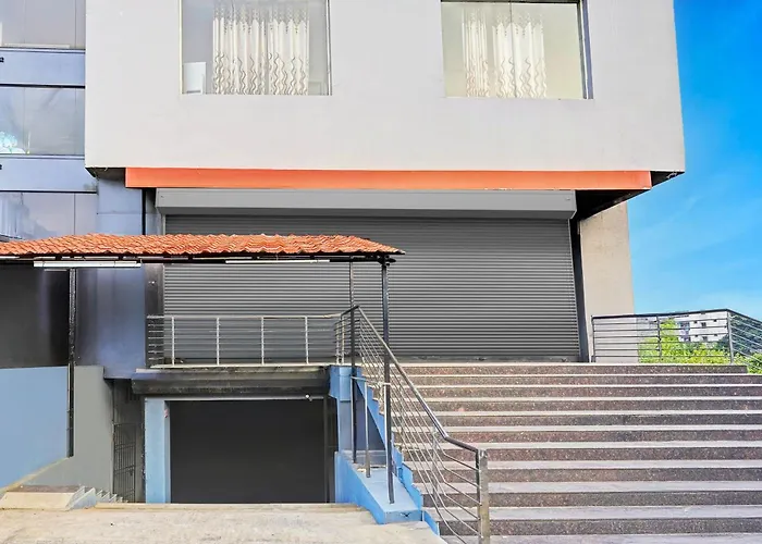 Collection O Vanamthopu Center Nellore Formerly Esr Guest Inn
