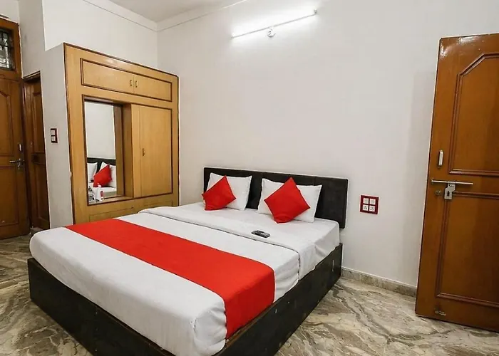 Hotel Ramya Palace