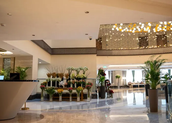 Peninsula Worth Hotel