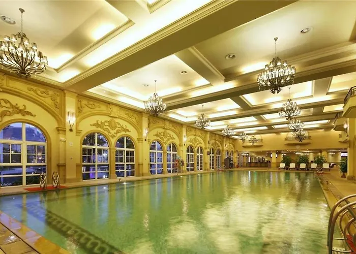 Dragon Lake Princess Hotel