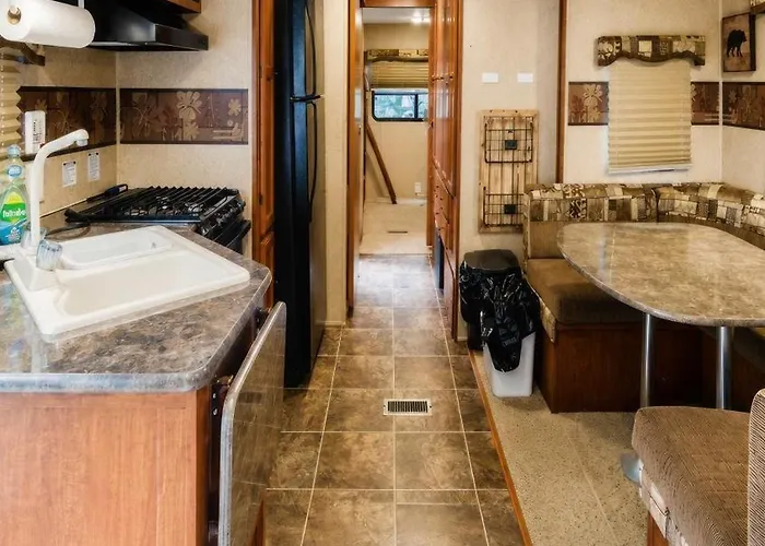 2-Bedroom Camper Trailer Cottage #2