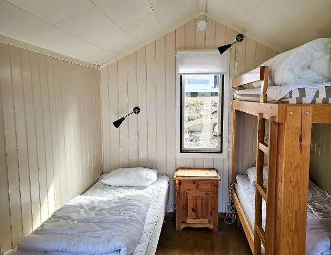 Ekenaes Camping & Gaesthamn