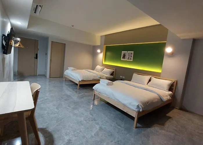 Chill Chill Hotel